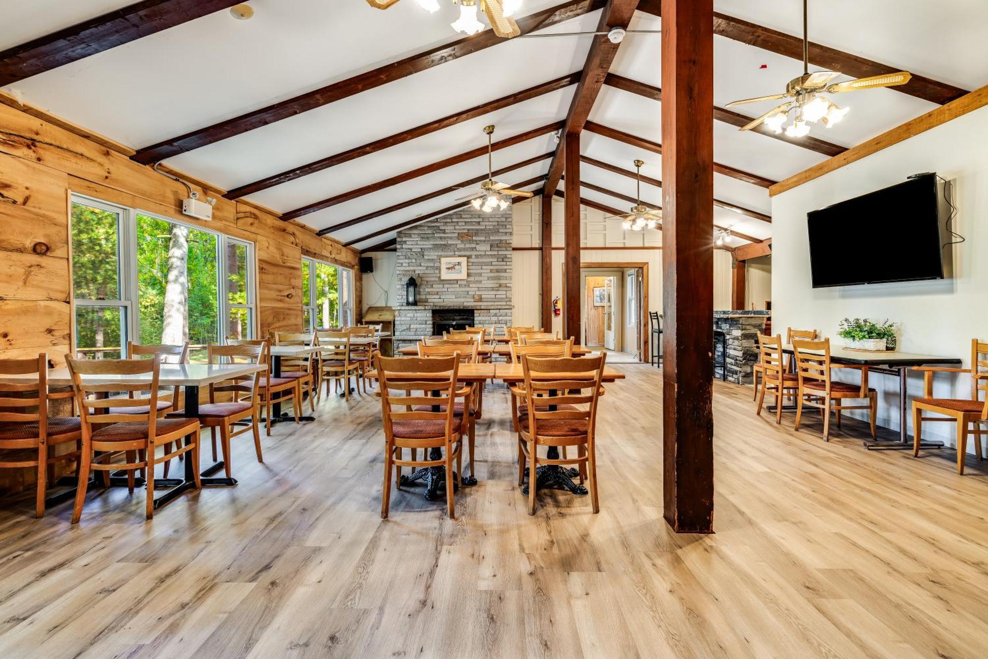 Вілла Muskoka Waterfront Retreat Dwight Екстер'єр фото