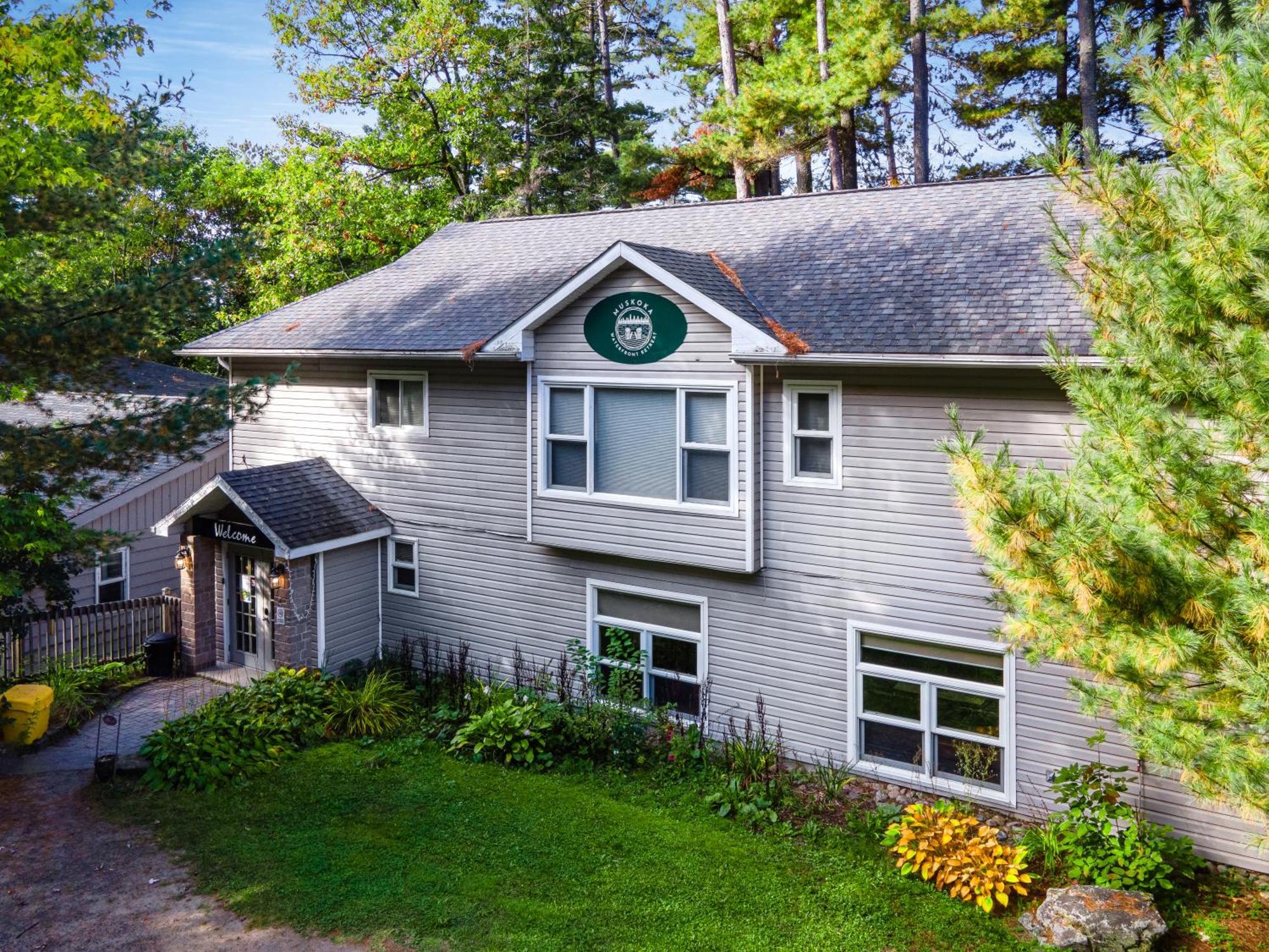 Вілла Muskoka Waterfront Retreat Dwight Екстер'єр фото