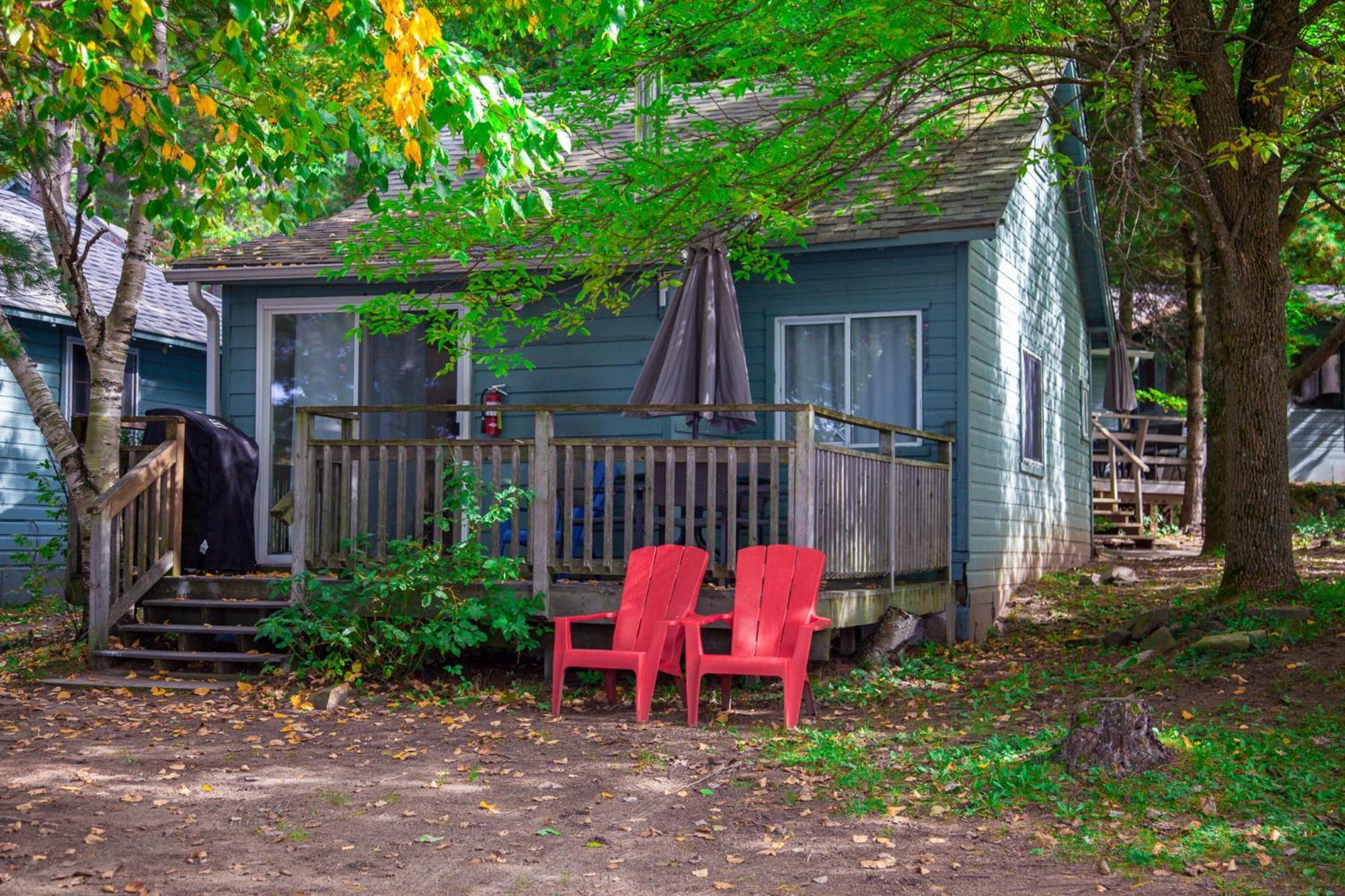 Вілла Muskoka Waterfront Retreat Dwight Екстер'єр фото